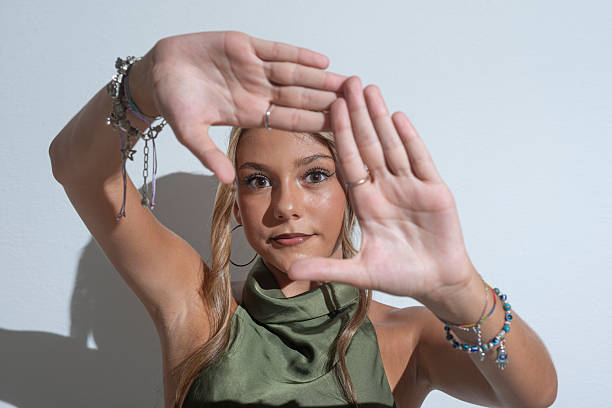 Thin rope chains for a delicate shine