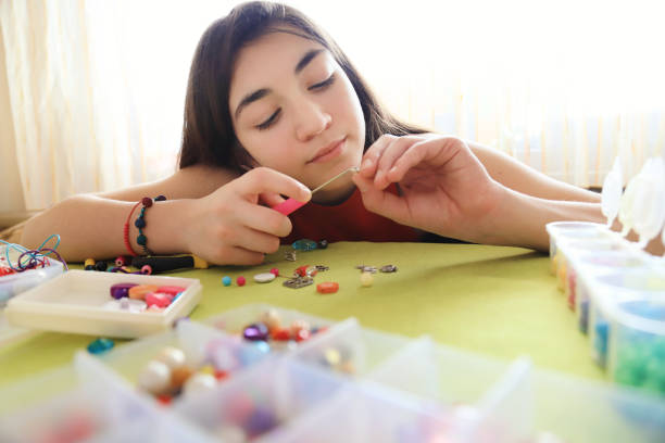 Hanging necklace wall with thumbtacks